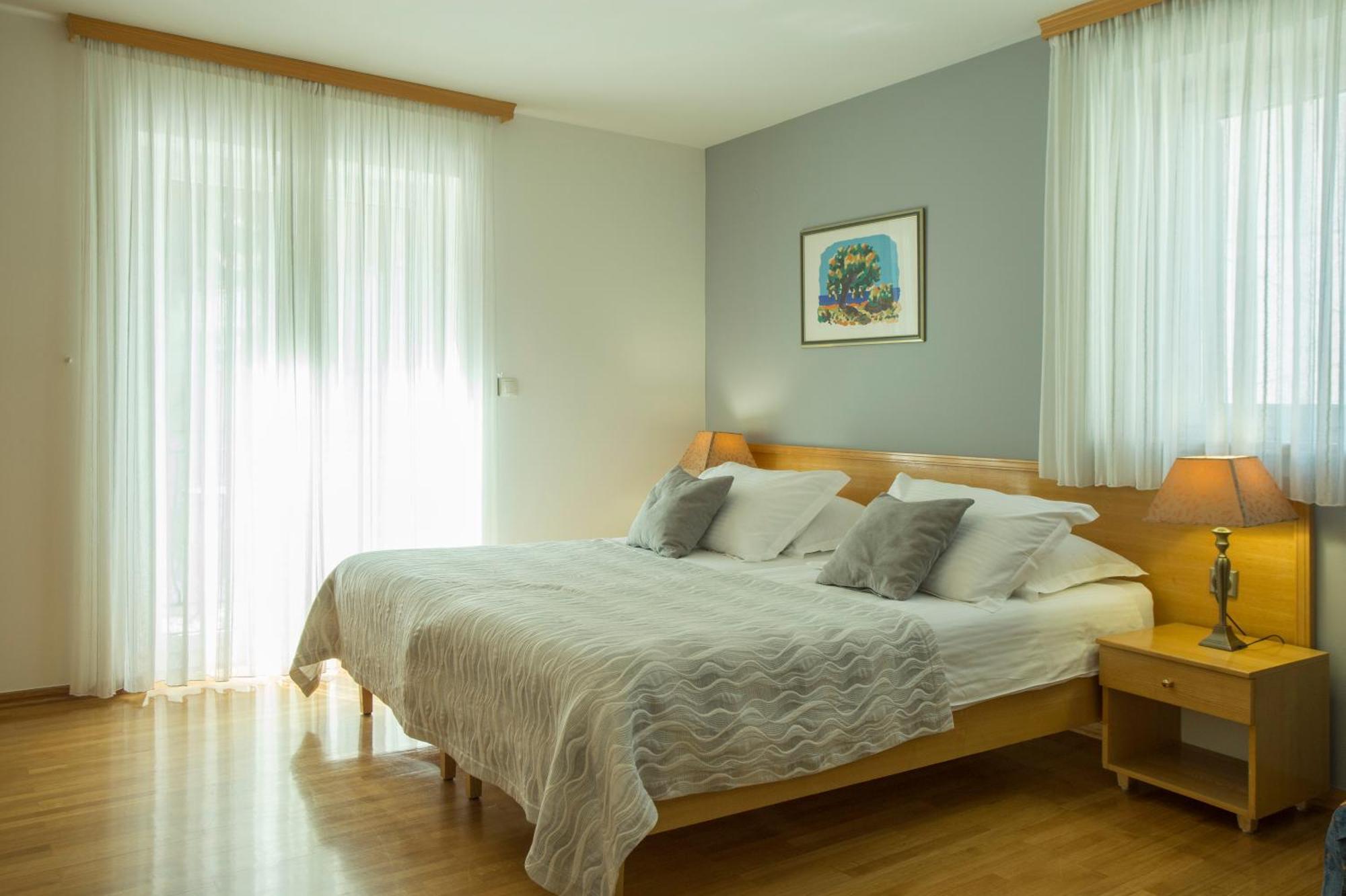 Ana Bed and breakfast 3*